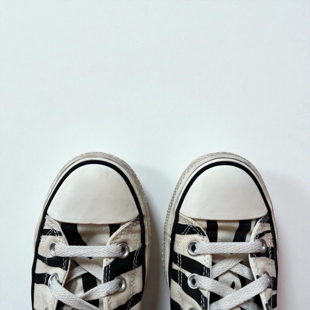CUSTOM Converse Chuck Taylor Zebra Hi-Tops Women’s Size 8.5/Mens 6.5 - Picture 10 of 14